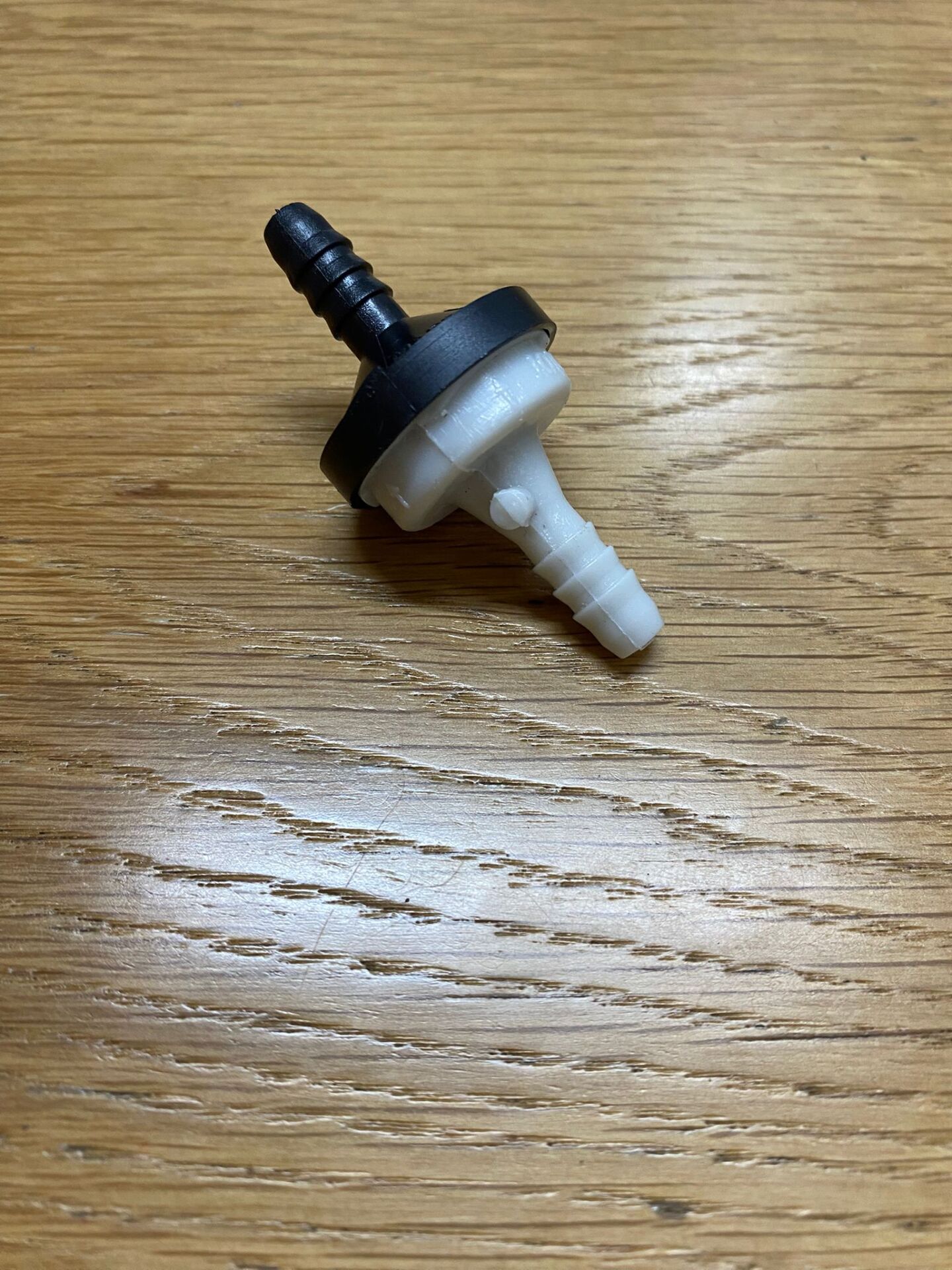 VAKUM CEK VALF HAVA POMPASI 058905291K