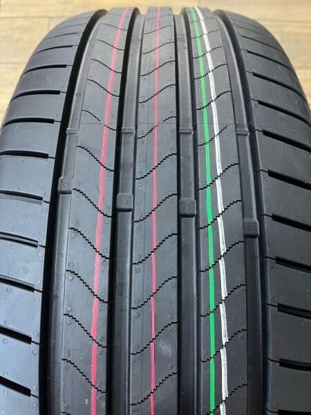 215/65R16 BRIDGESTONE TURANZA 6 ENLITEN EV READY ELD 98H A/B/69
