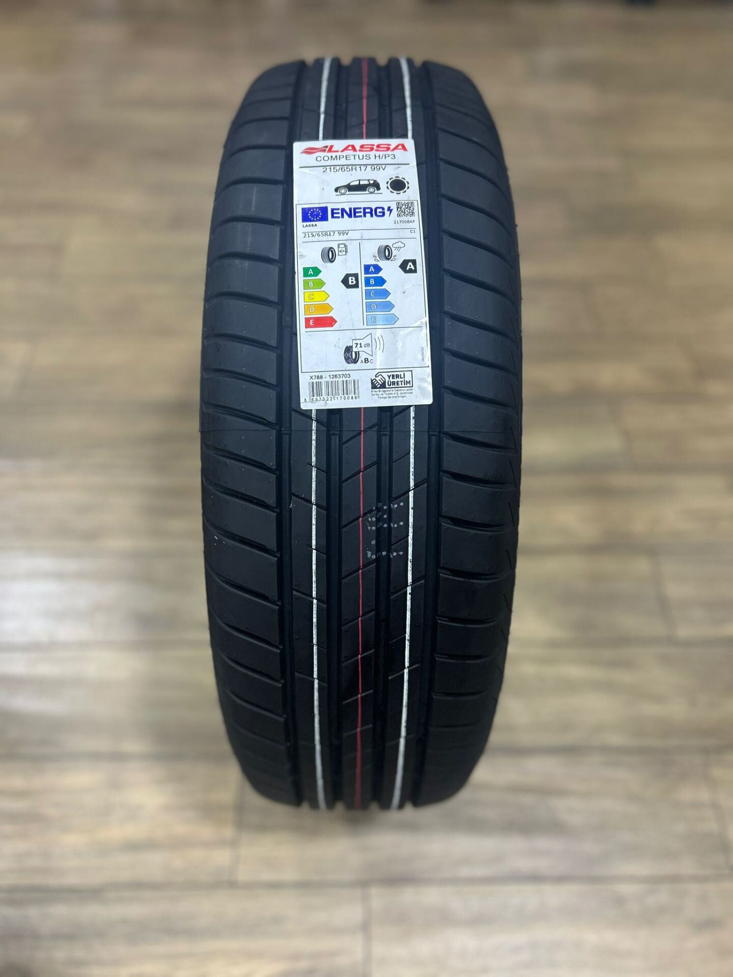 215/60R17 LASSA COMPETUS H/P 3 NEXTGEN ELT 100V XL A/B/71